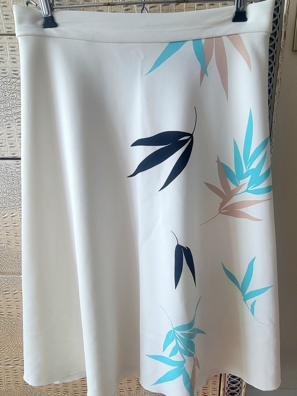 Vince Camuto Cream A-Line Skirt with Navy, Aqua & Tan Leaf Print